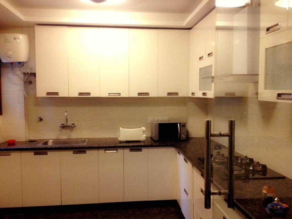 Woodpecker Service Apartments - Green Park Нью-Дели Номер фото